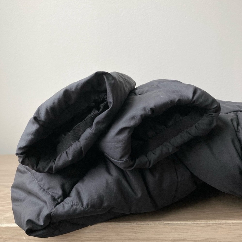 Uniqlo Black Puffer Jacket - Picture 11 of 14